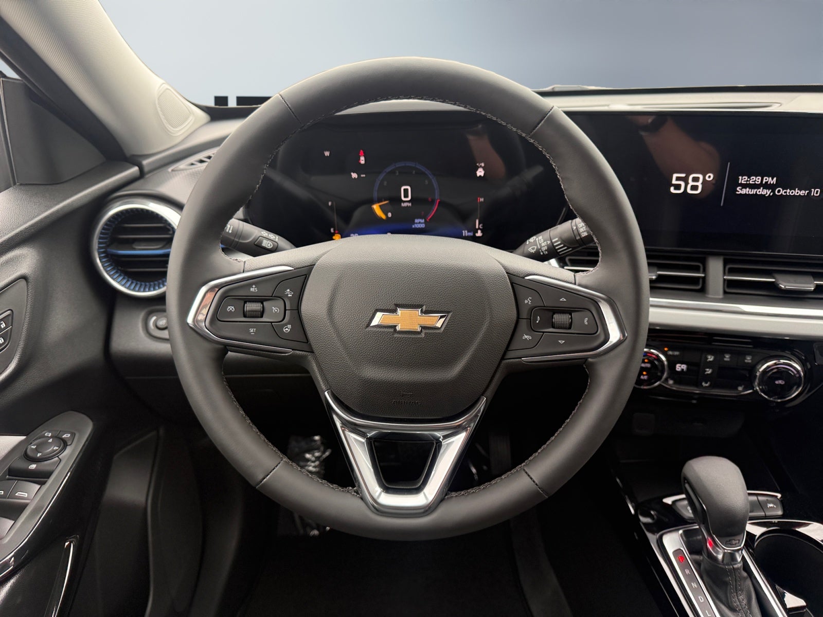 2026 Chevrolet Trax LT - Photo 13